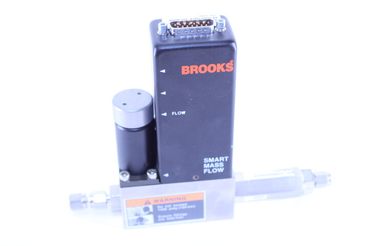 BROOKS Mass Flow Controller 5850S/BC1CA1EB3AA1B1 500 SCCM Oxygen