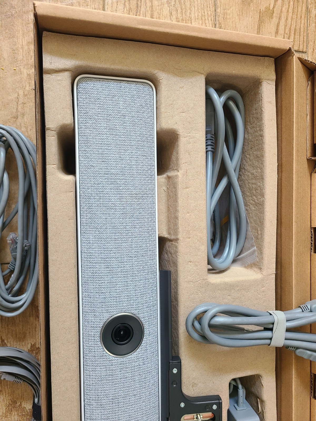 Cisco CS-KIT-MINI Cisco Camera/Speaker V01