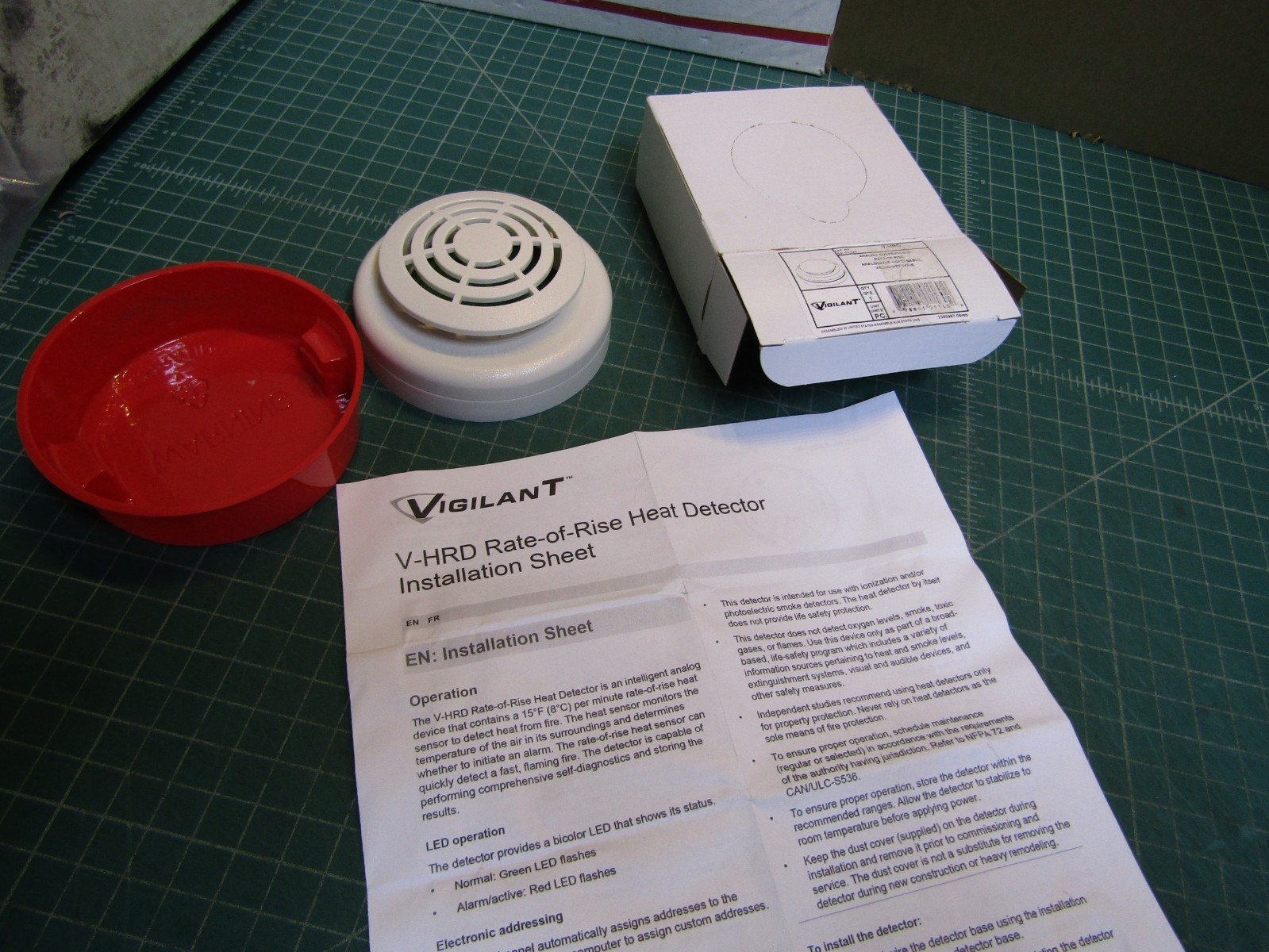 1 – EDWARDS VIGILANT V-HRD Heat Detector. New in Box