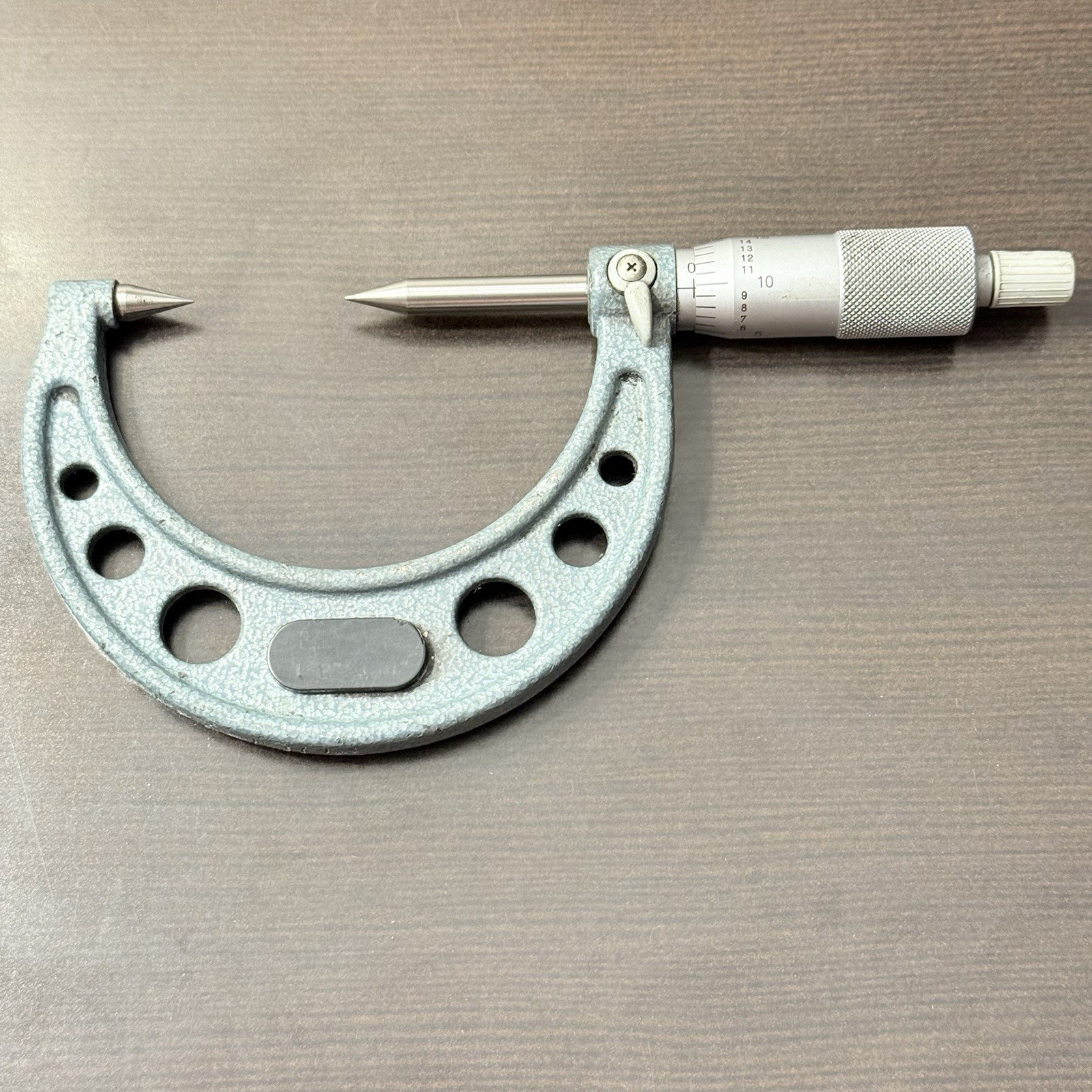 Mitutoyo Point Micrometer 1-2" 30 Deg Carbide Tips Ratcheting 112-238