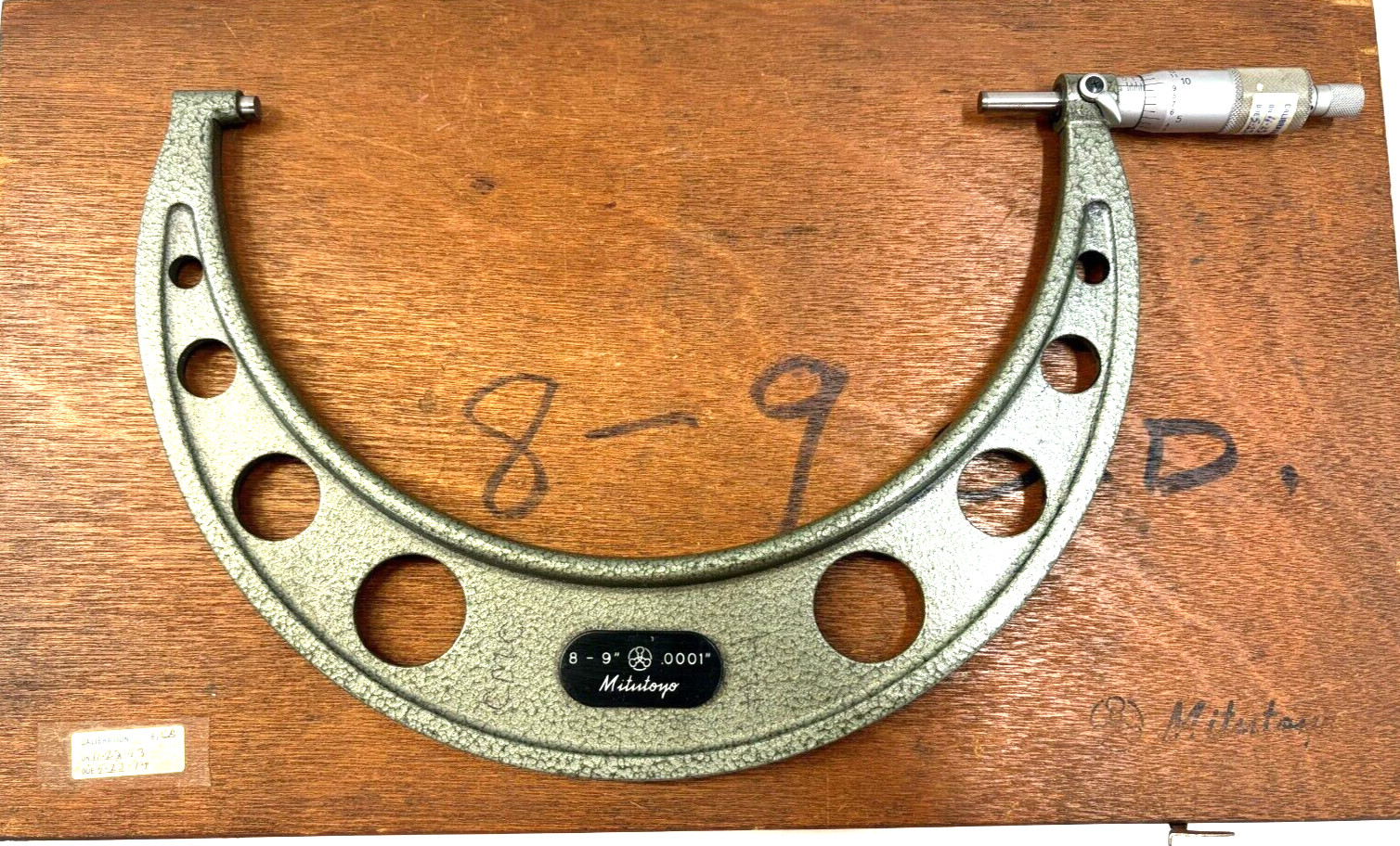 MITUTOYO MICROMETER NO. 103-223A RANGE: 8-9"