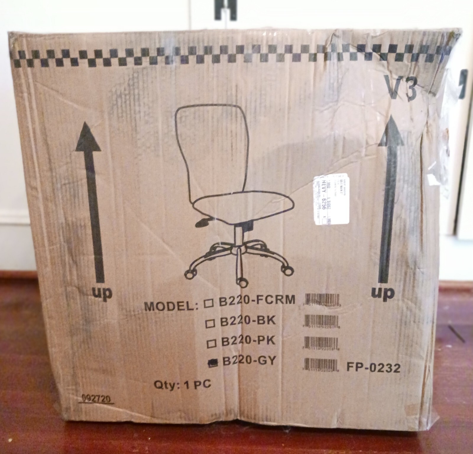 Office Desk Chair- "Boss Tiffany" New, Never Used
