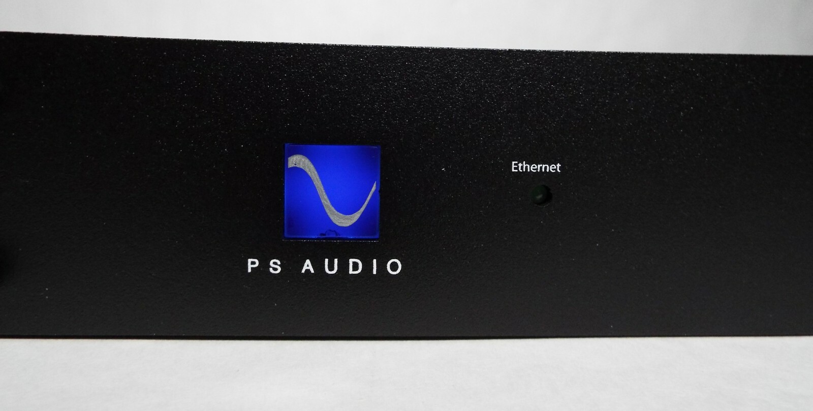 PS AUDIO - PowerPlay 8500 Power Conditioner in good condition -Use for 110V only