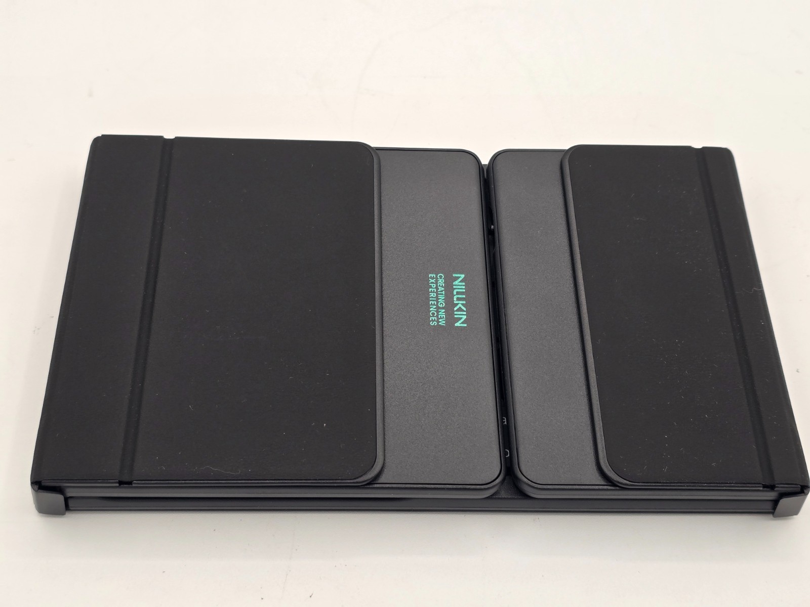 Nillkin Foldable Travel Keyboard Touchpad & Number Pad Bluetooth Wireless