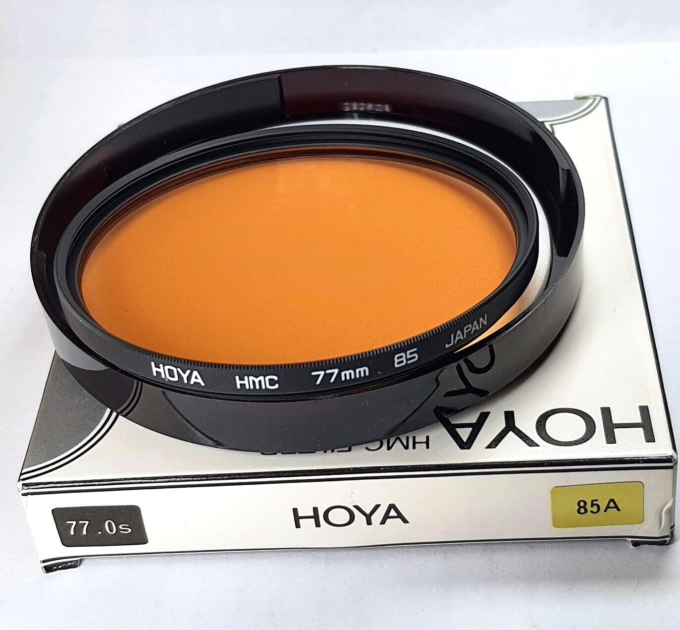 77mm Hoya HMC Multi-Coated 85A 85-A 85 A Color Conversion Glass Lens Filter E-77