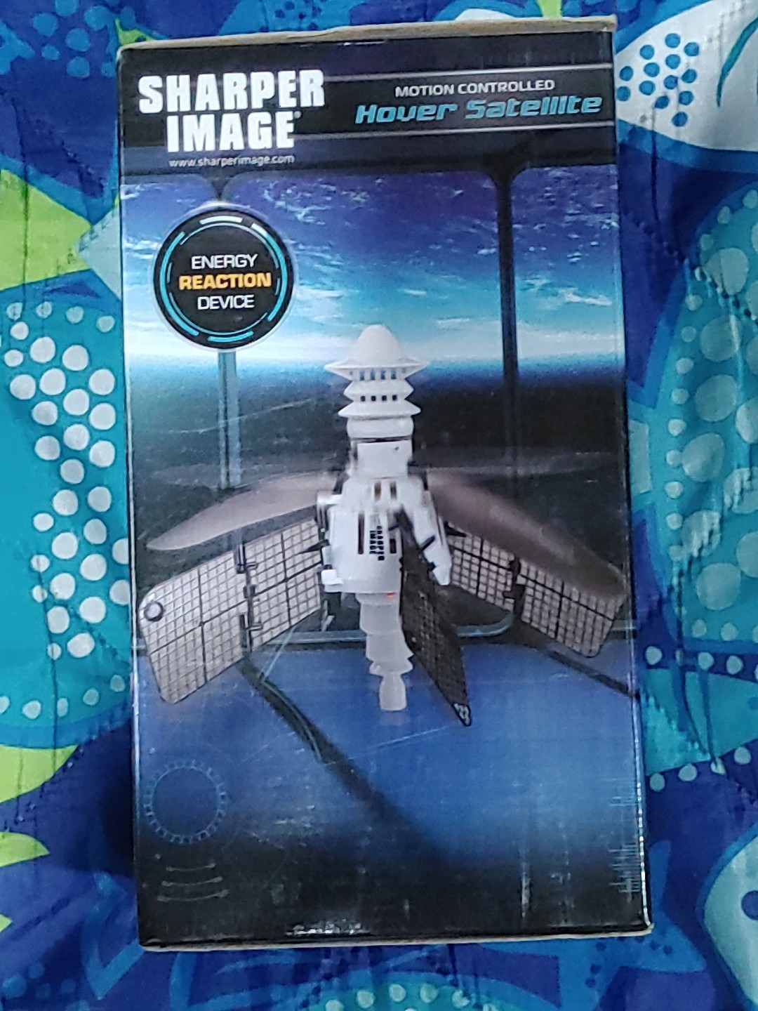 SHARPER IMAGE Motion Controlled Hover Satellite HAND Controlled USB Charging