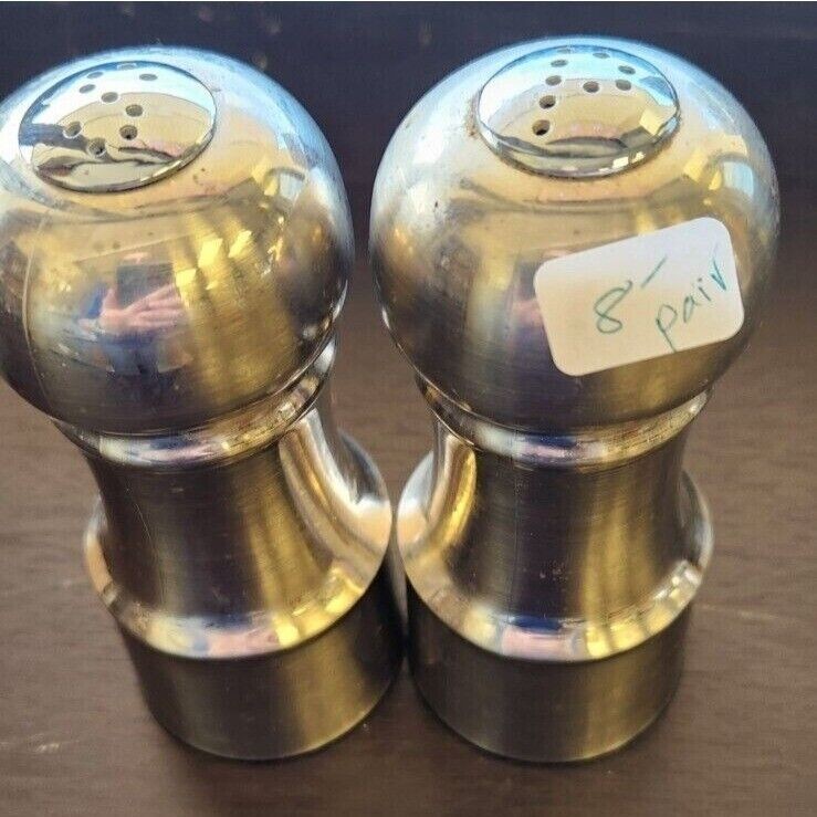 Silver-Tone Salt and Pepper Set – Practical Kitchen Essentials