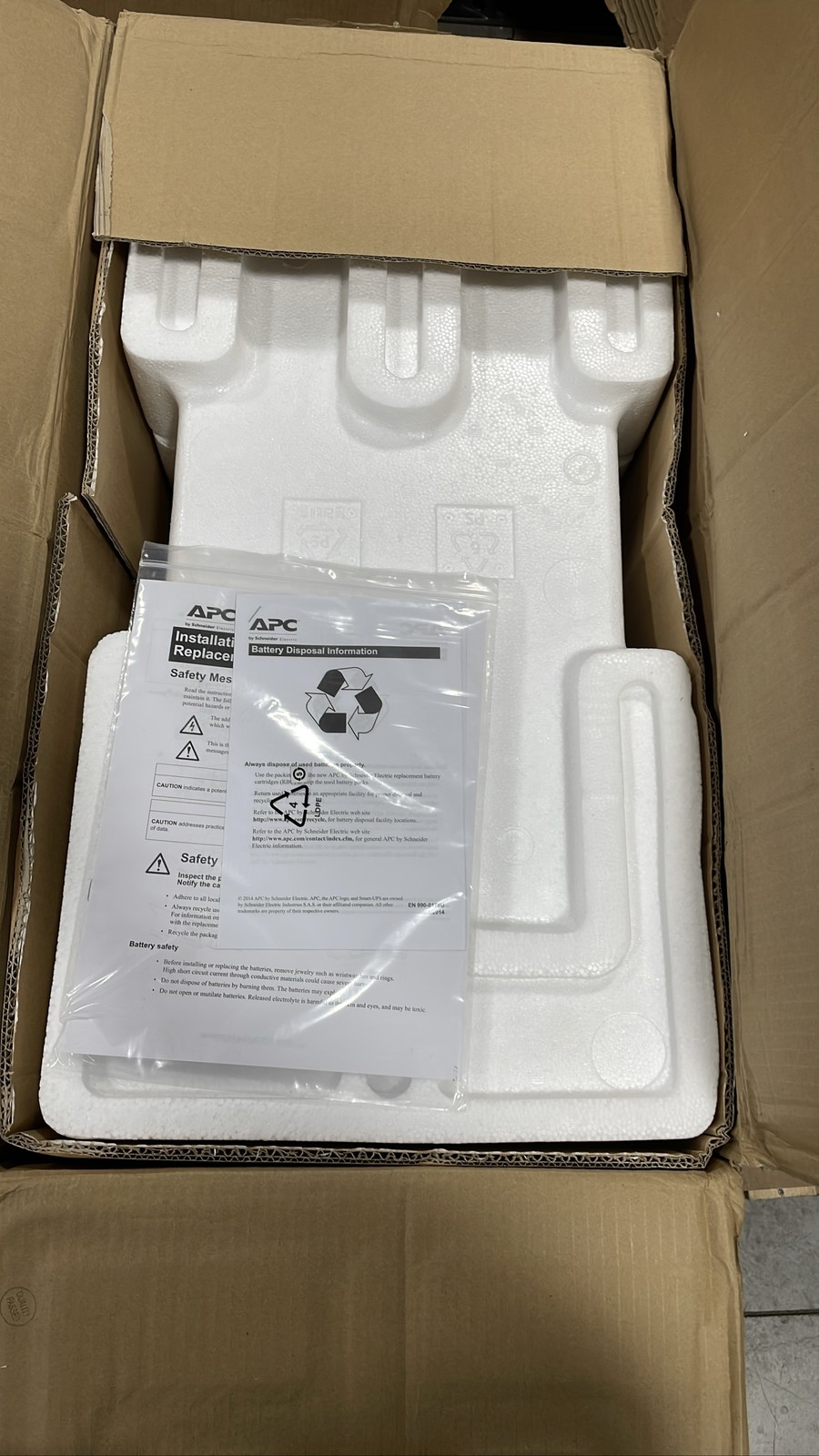 APC APCRBC140 Replacement Battery Cartridge UPS Battery Module Unit