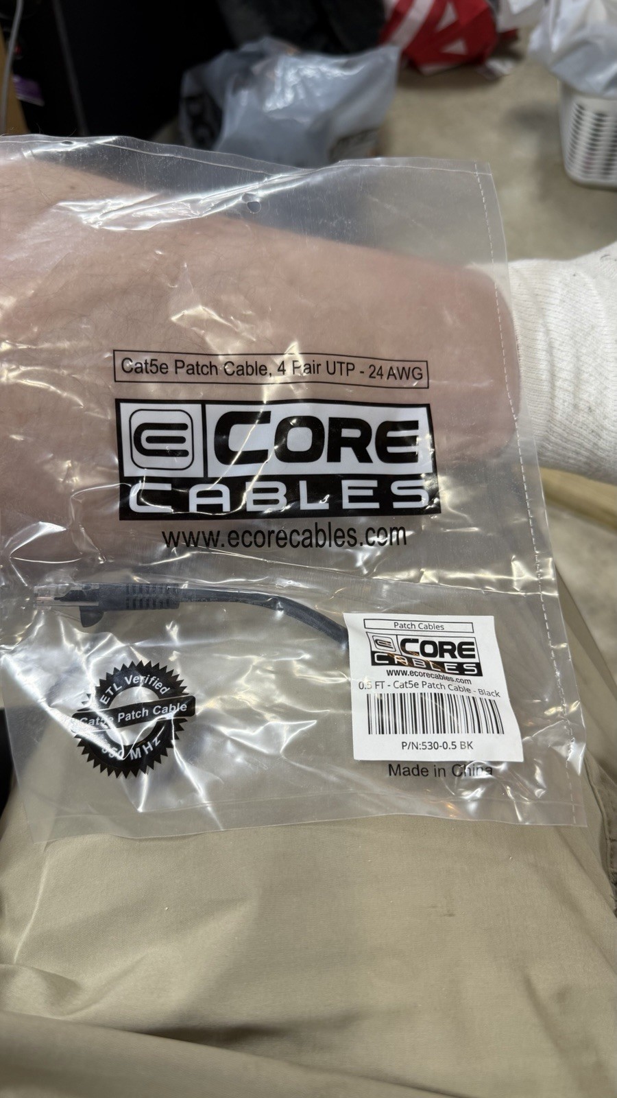 Brand New Cat5E Snagless Patch - 0.5 ft