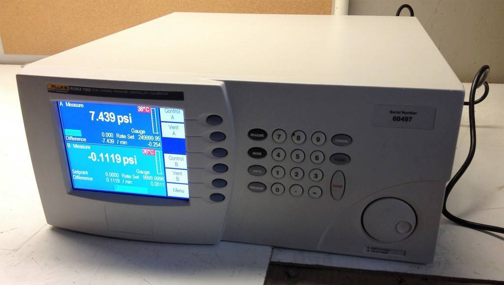 Fluke RUSKA 7252i Dual Channel Pressure Controller / Calibrator w/ Fresh Mfg Cal