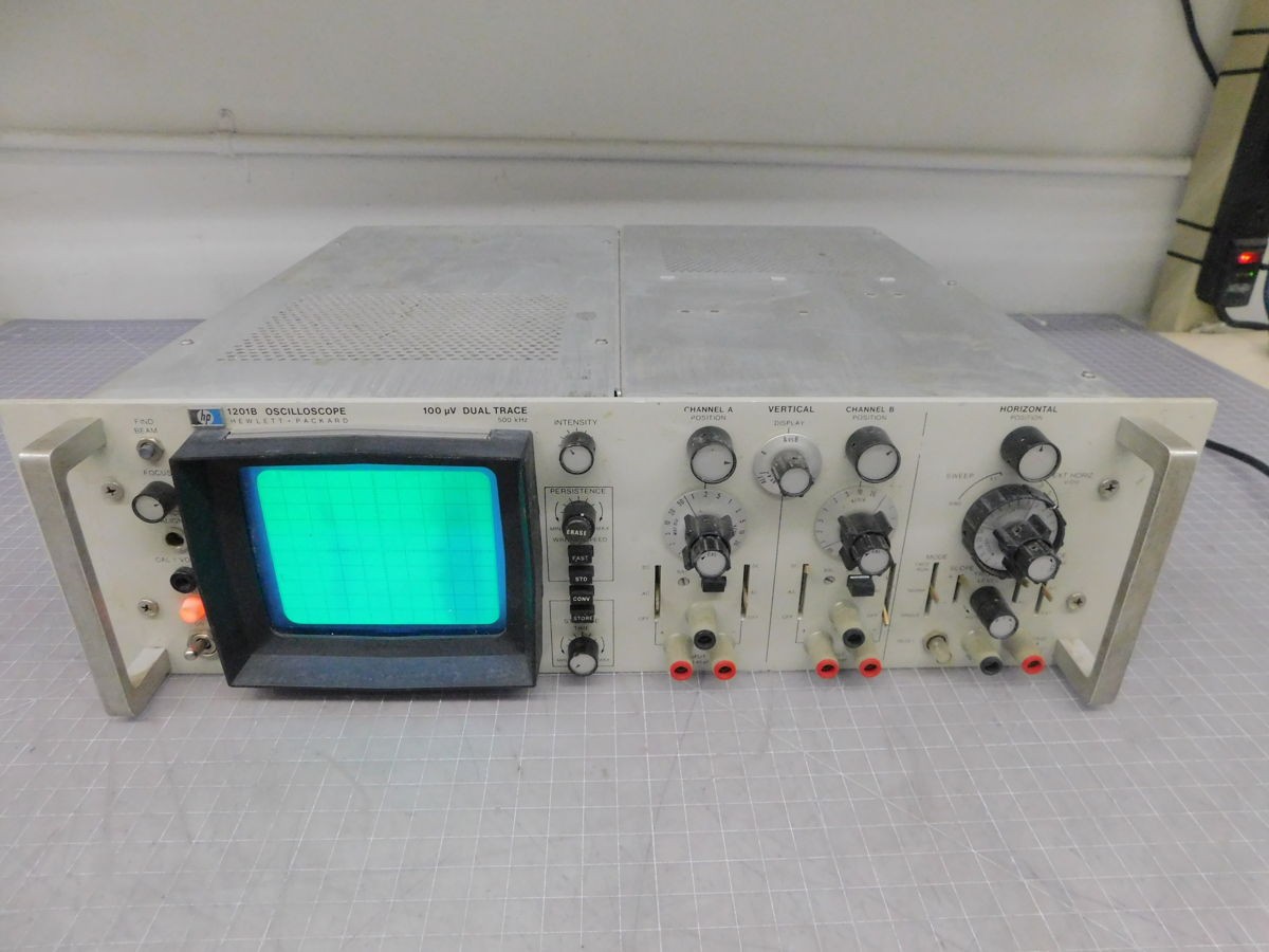 HP 1201B VINTAGE OSCILLOSCOPE M5745
