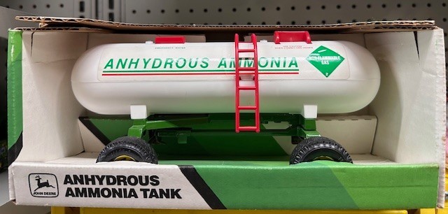 PM5636 anydrous amonia tank