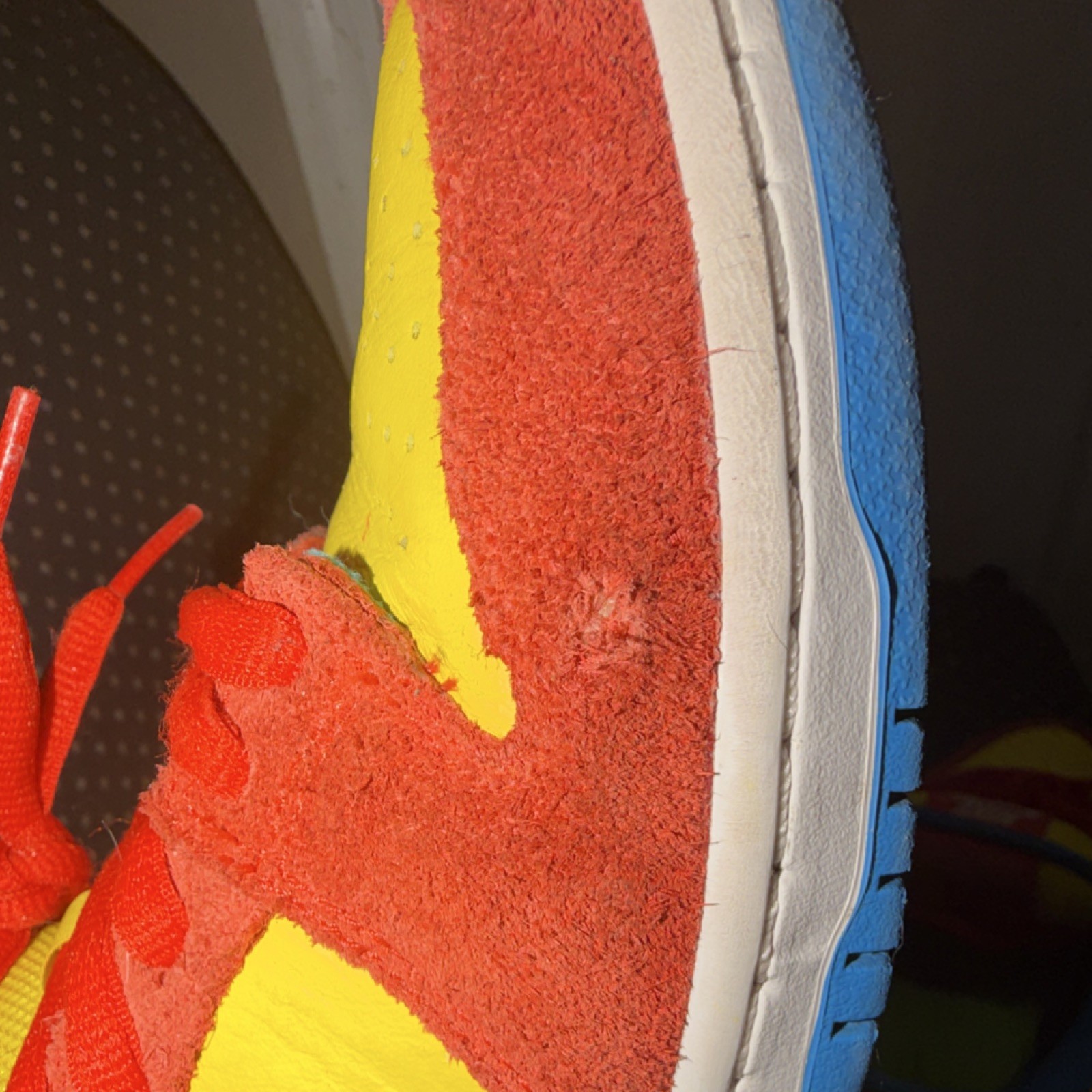 Nike SB Dunk Low Pro Bart simpsons Size 8.5 Medium