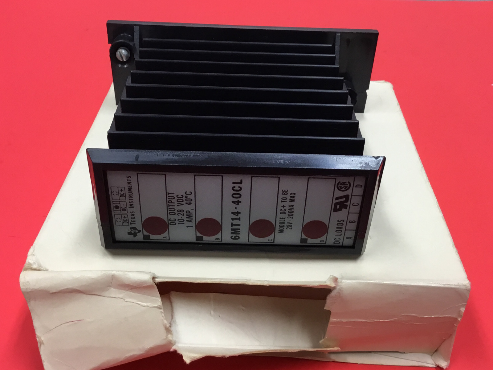 Texas Instruments - P/N: 6MT14-40CL - Output Module - NEW
