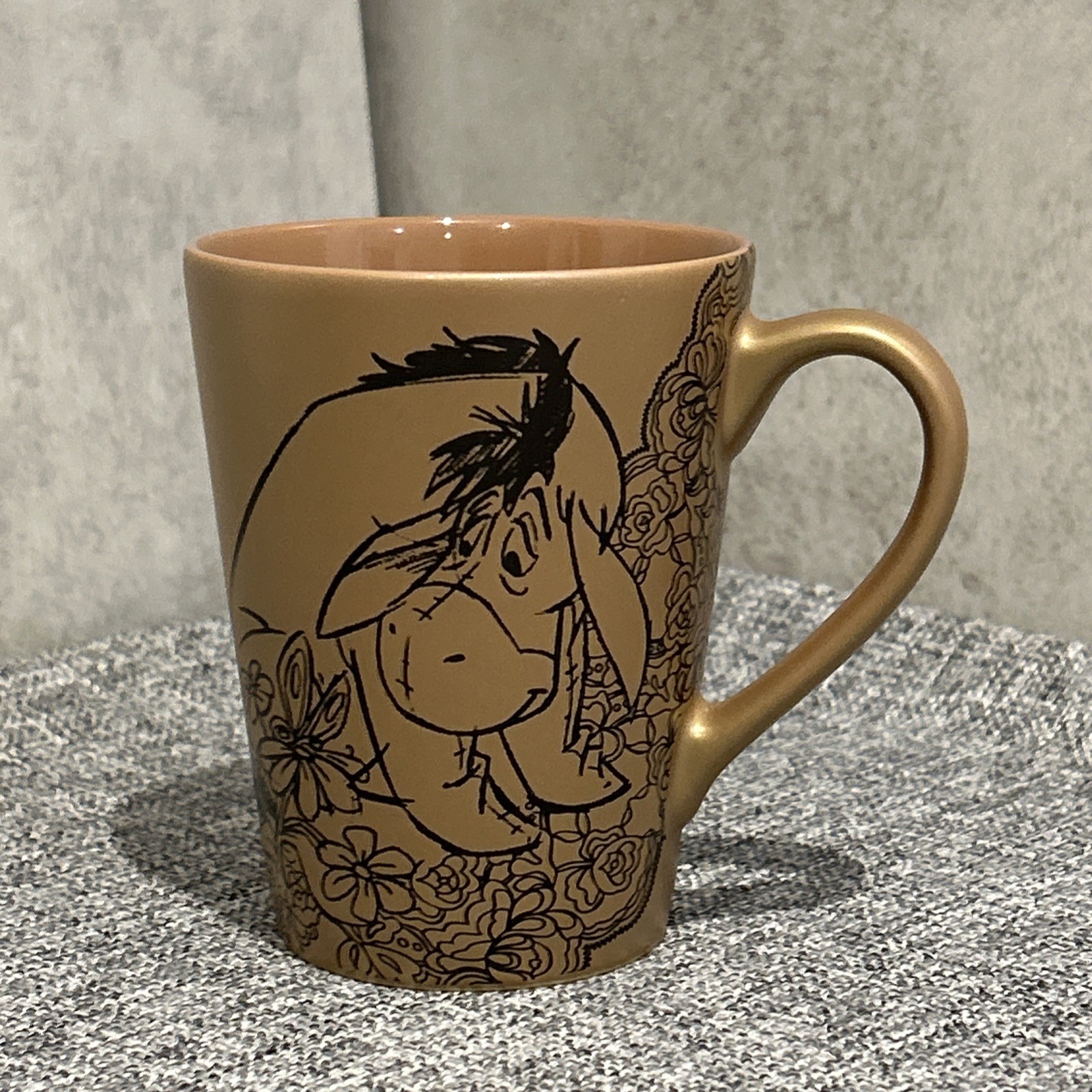 Disney Store Exclusive Authentic Original Eeyore Amidst Flowers Ceramic Mug