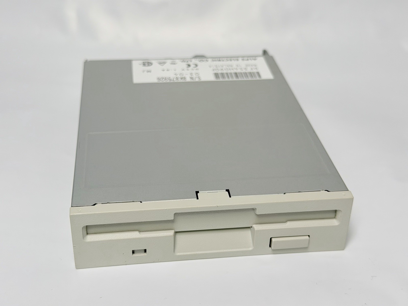Alps Electric Co 3.5" FDD Floppy Disk Drive 1.44 MB DS/HD  DF354H090F