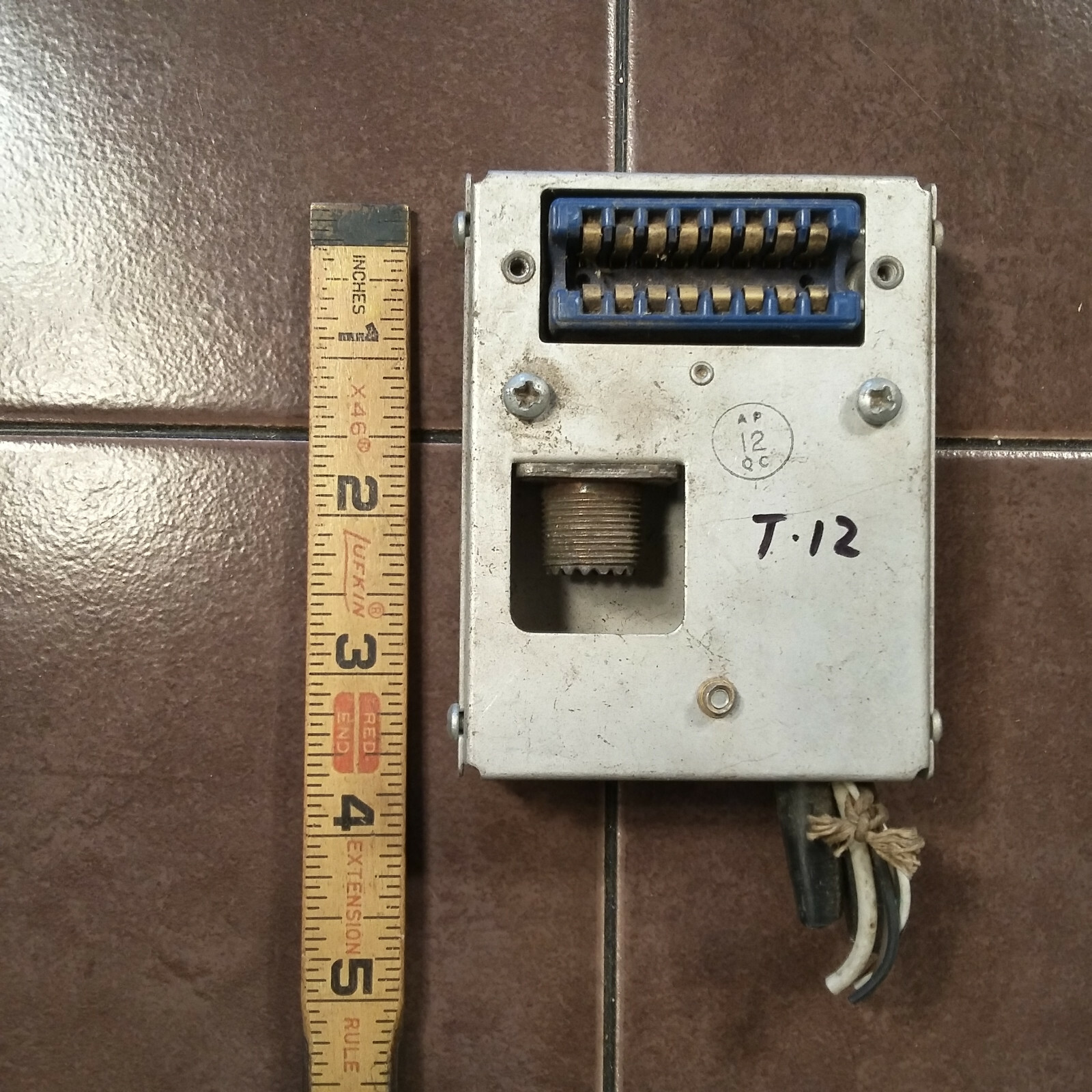Bendix ADF T-12 Series Backplate with connectors
