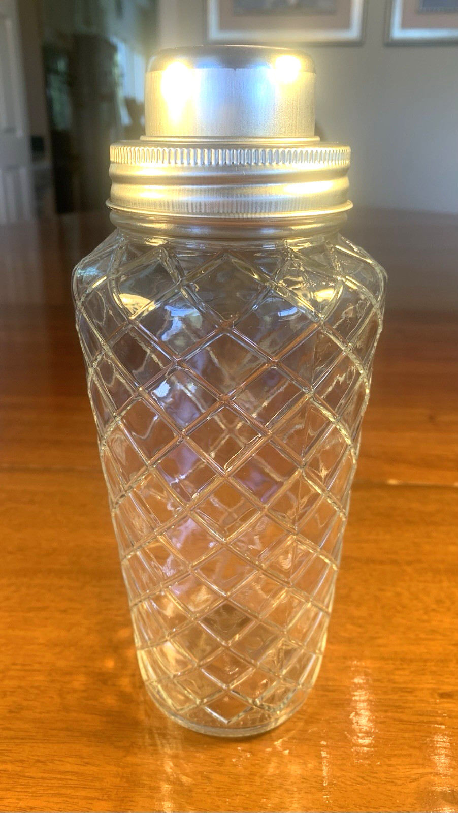 Vintage Look Glass Cocktail Shaker Diamonds Pattern Metal Top And Strainer 20oz