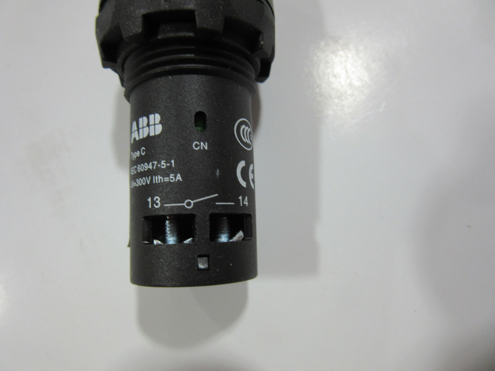 ABB C2SS110B-11 Selector Switch 2 Position Maintained 1 N.O. - 1 N.C. NEW!!!