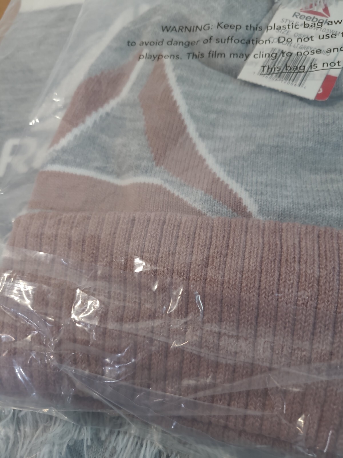 Reebok Set Rally Scarf Fringe and Beanie Fleece Lined Pompom Soft NEW with Tags