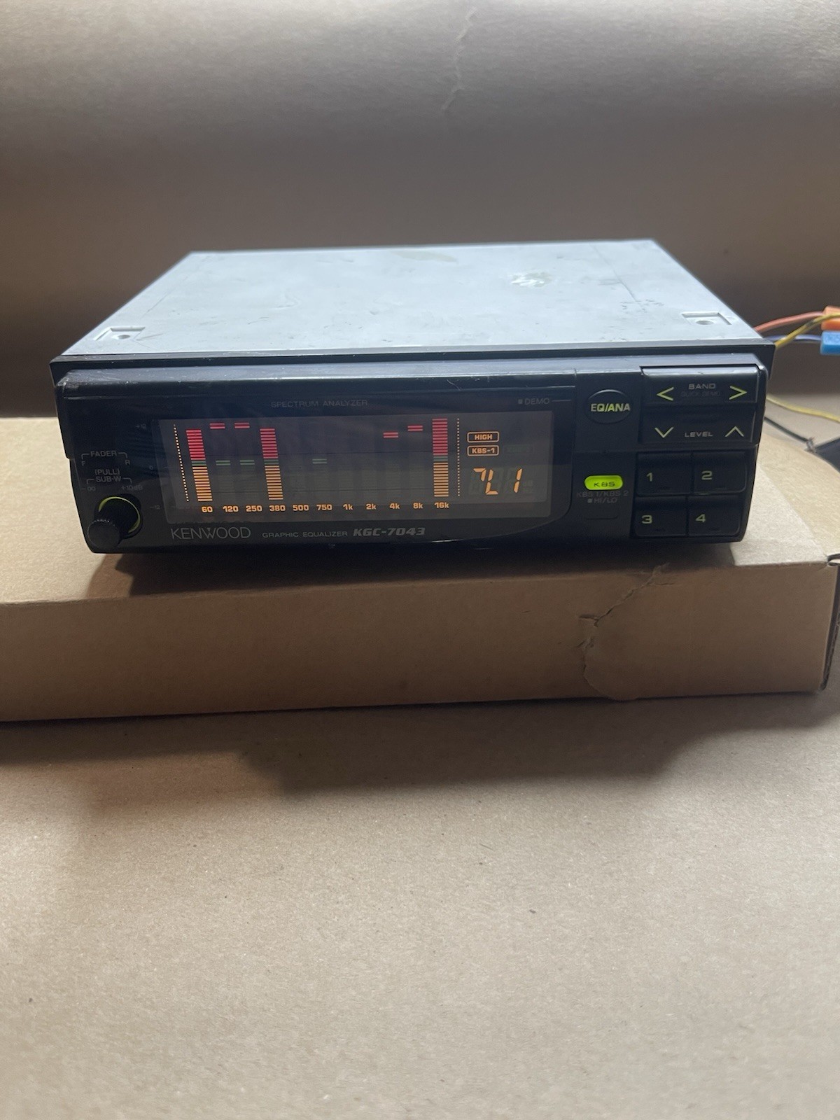 Kenwood KGC-7043 Equalizer Vintage Power Tested View Read
