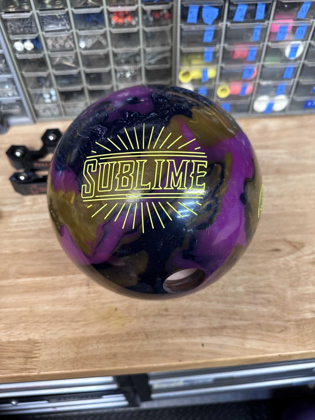 USED - Bowling Ball - 15lb 900 Global "SUBLIME" DRILLED WEIGHT 14lb 12oz