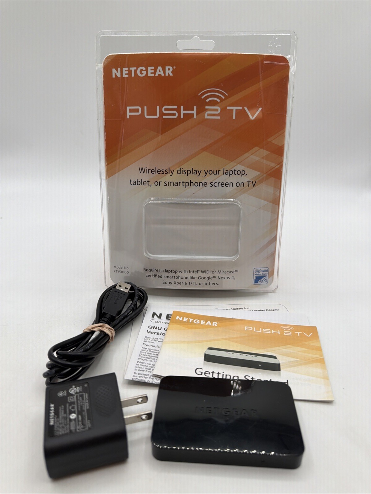 NetGear Push2TV Digital Media Streamer & Display Adapter PTV3000 Miracast WiDi