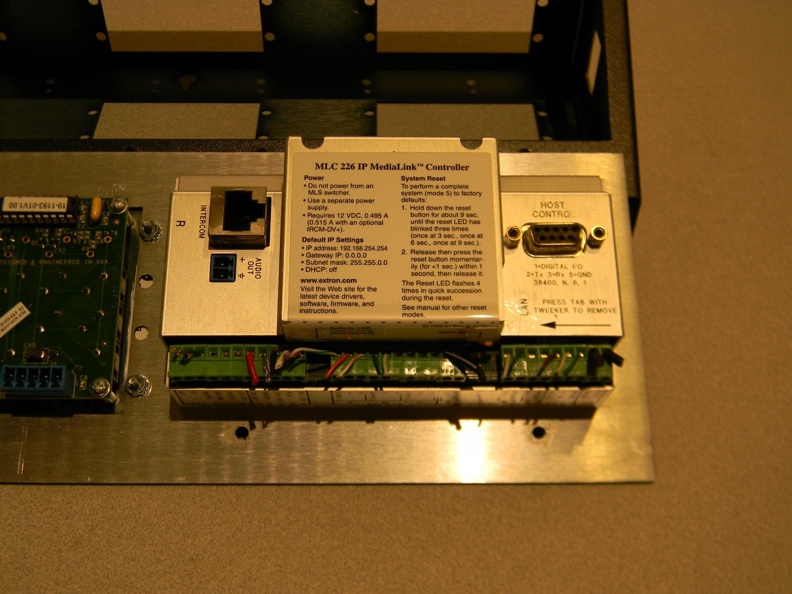 MLC 226 IP DV+IP MediaLink Contoller & IPI 104 AAP Intercom Module Surface Mount