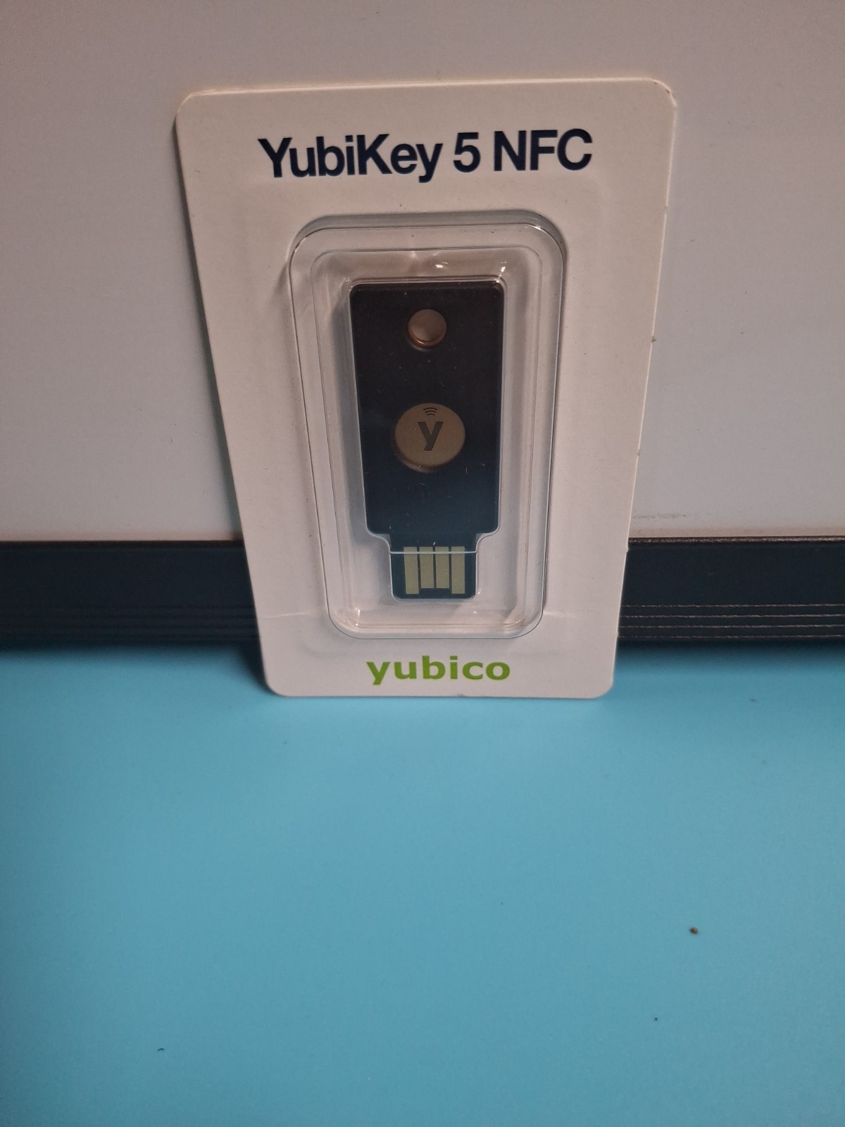 Yubico: YUBIKEY 5 - NFC Two Factor Authentication USB & NFC Security Key