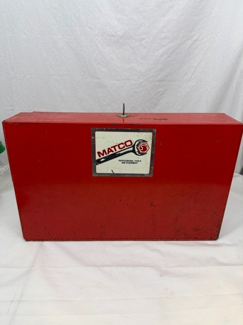 Rare Matco Tools Wall/Cart Mounted Heavy Duty Lock Box With Key Screw Driver/Pry