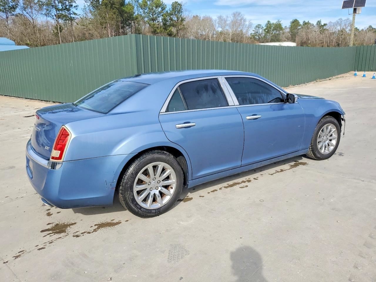 300 2011 Glove Box 4983856