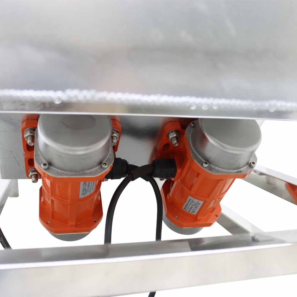 Single Layer 4mm Stainless Steel Linear Vibrating Screen 110V Screen Shaker