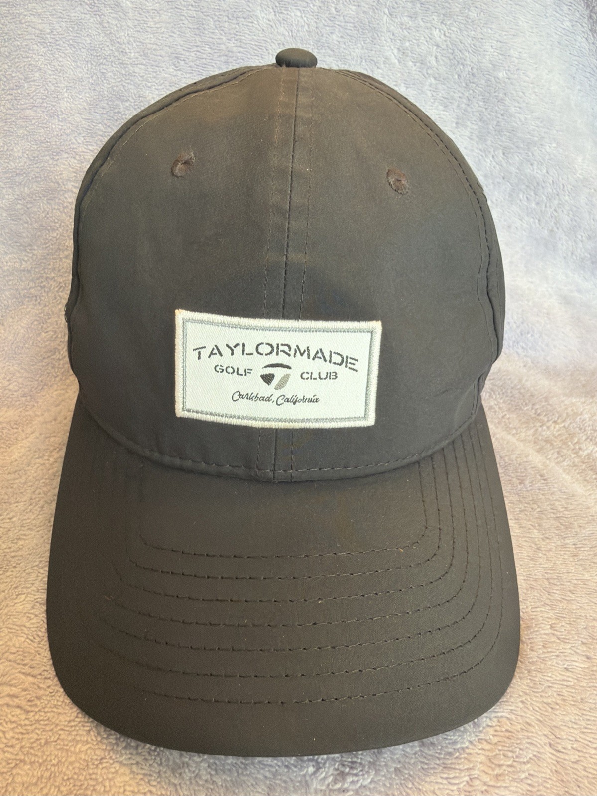 Taylormade Golf Hat Unisex Strap-back Black Carlsbad California Vented T-13