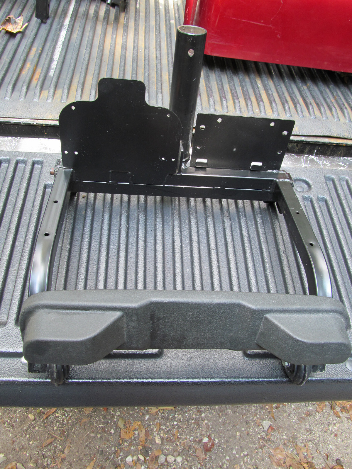 PRIDE VICTORY MOBILITY SCOOTER ANTI TIP, BUMPER, SEAT MOUNT AND MOTOR LATCH