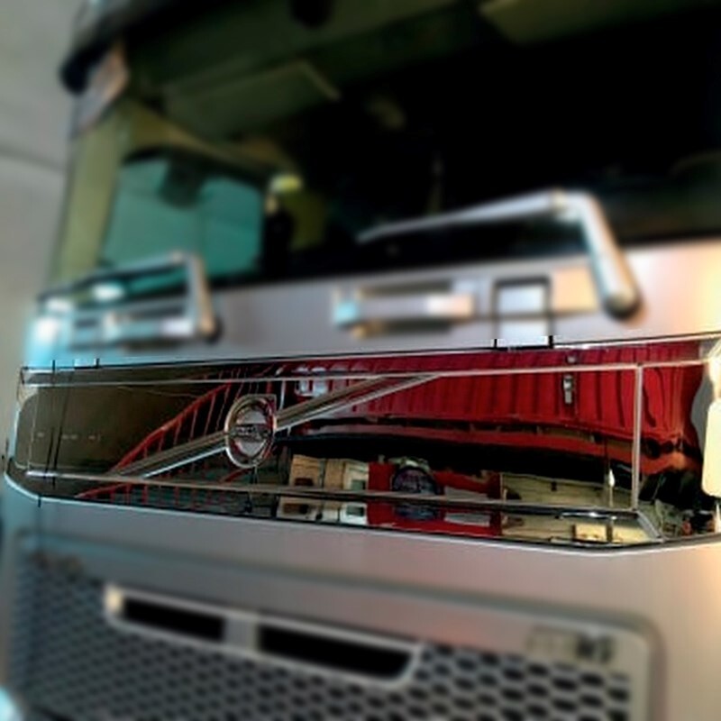 Set Mirror Stainless Steel Top Grill Covers for VOLVO FH 5  2021+ Trucks
