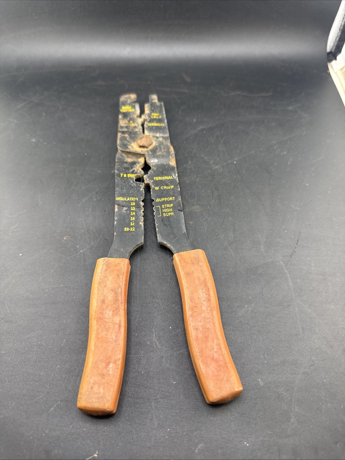Wire Stripper 10-22 Wire cutter crimper Made in Taiwan