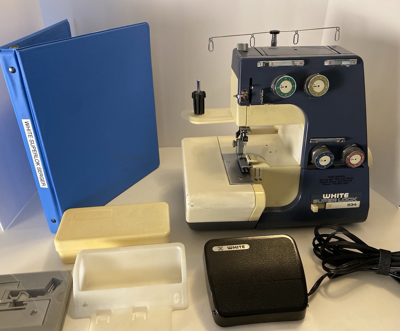 VTG White Super Lock Model 534 Serger w/ Foot Pedal Manuals Tested Works *Read*