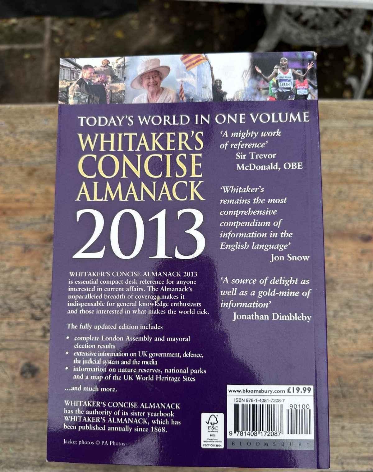 Whitaker's Almanack 2013 - Paperback