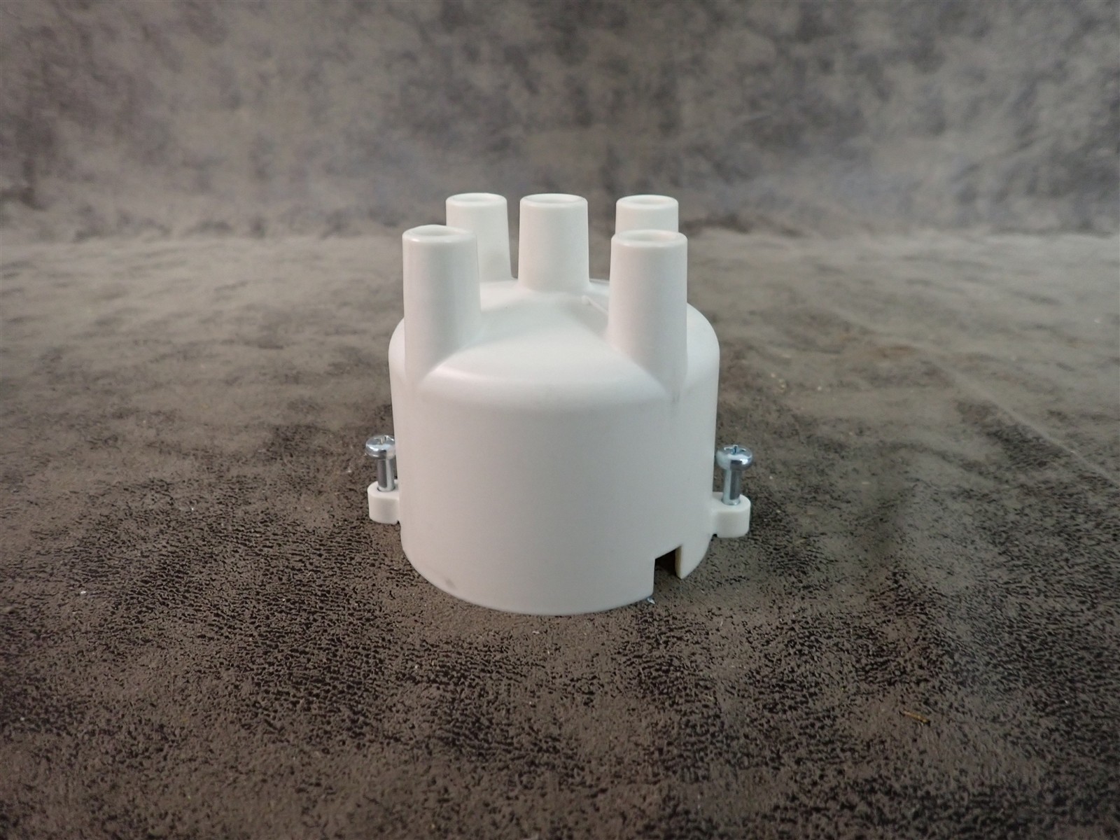 NEW WVE 5D1317 Distributor Cap (G208)