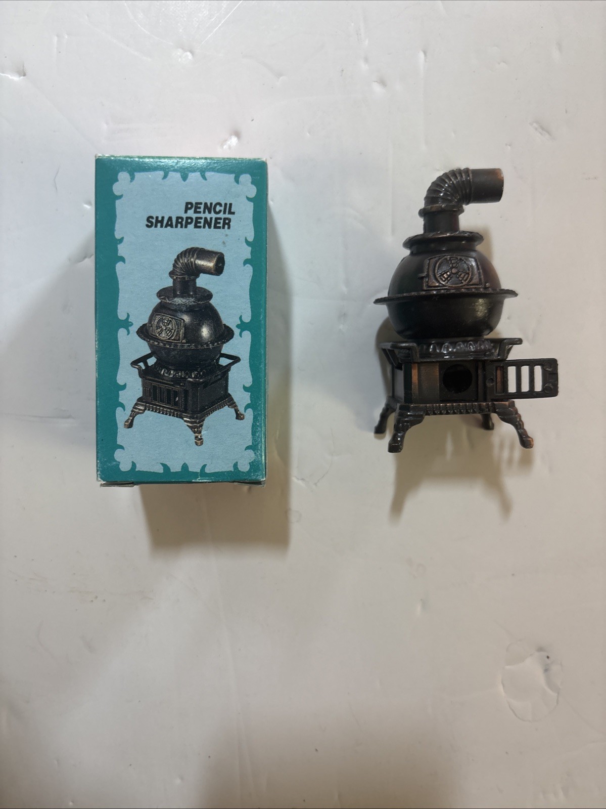 Bronze Die-Cast Mini Pencil Sharpener Pot Belly Stove Collector #9778 /w Box EUC