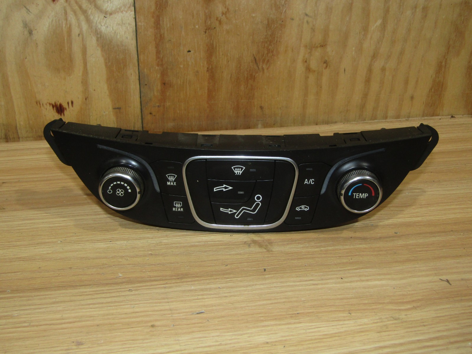 2016-2018 Chevrolet Malibu OEM climate control switch 16 17 18