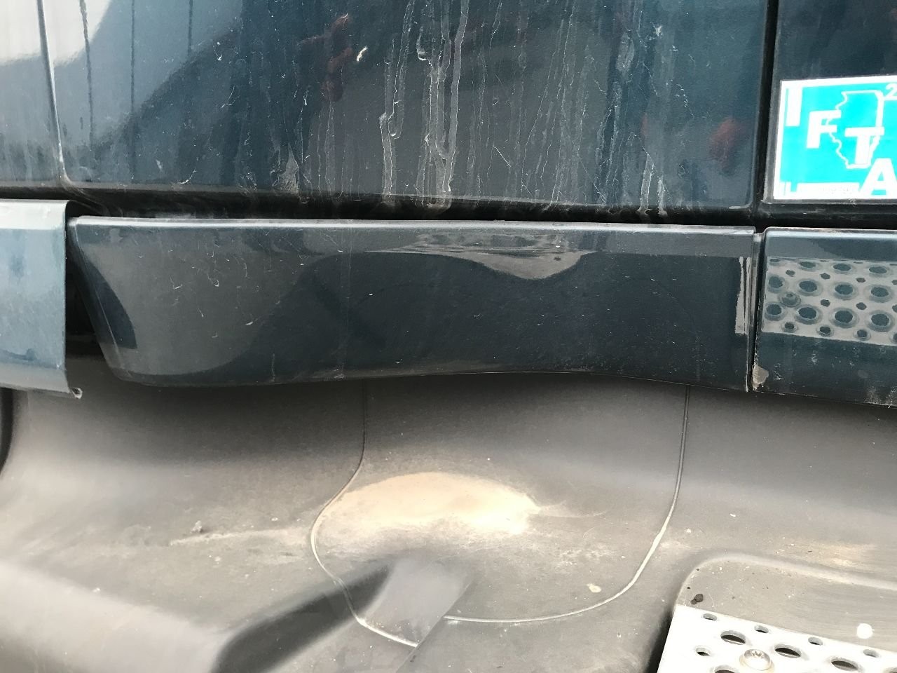 International PROSTAR COMPOSITE Right/Passenger BELOW CAB AND SLEEPER Panel