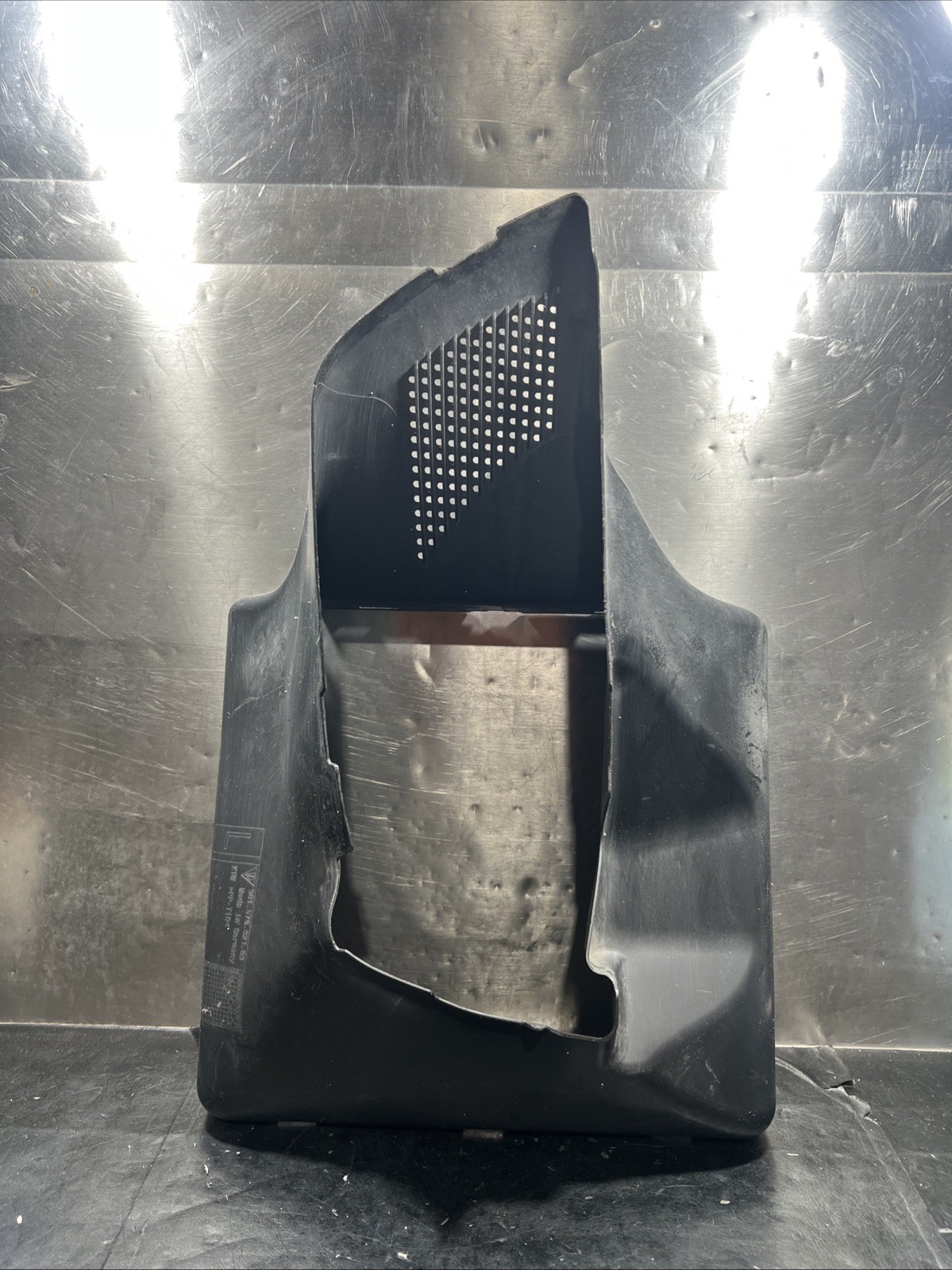 2012-2016 PORSCHE CAYMAN 981 AIR DUCT FRONT LEFT PASSENGER SIDE 98157532103