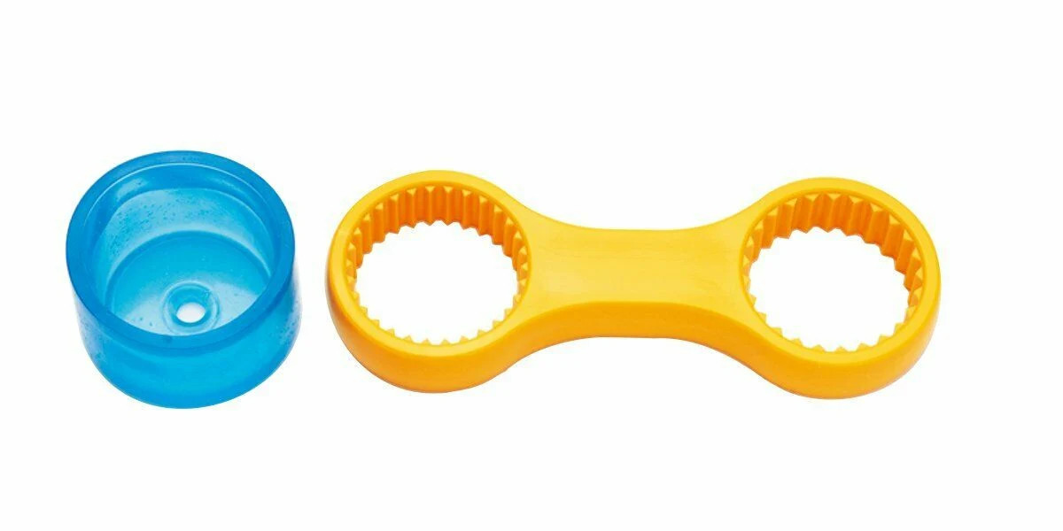 Mr. Hobby GT56 Mr. Cap Opener With Bottle Grip