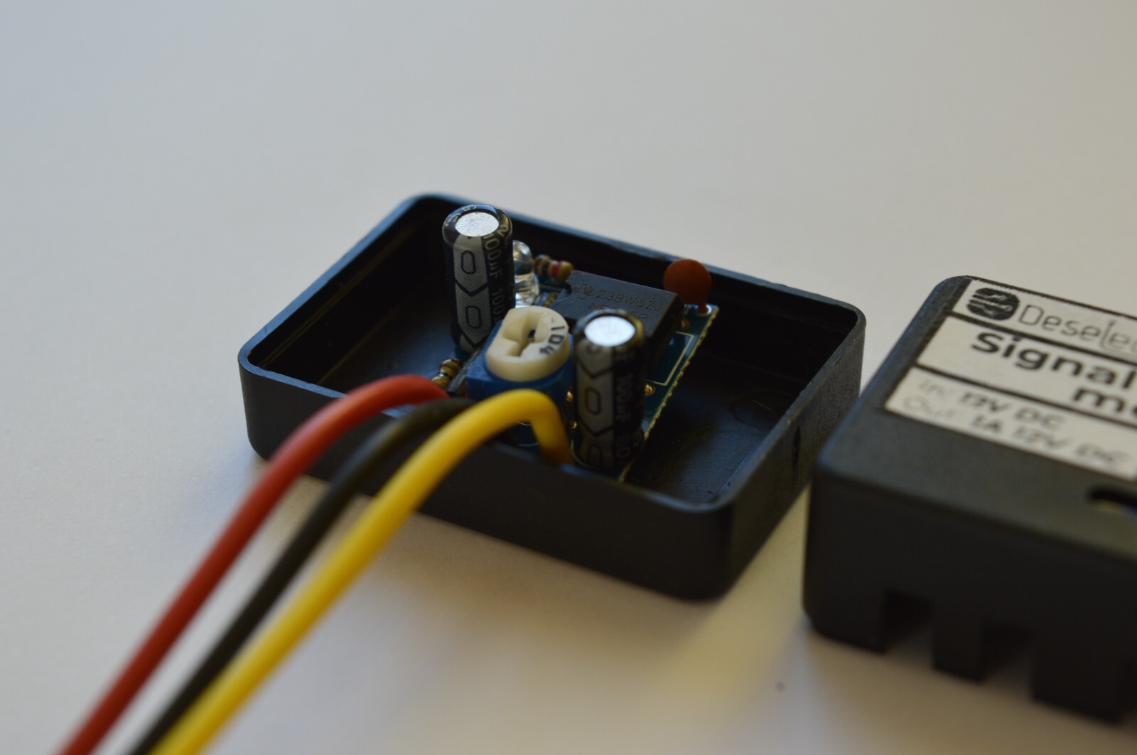 Car Module Convert Constant ON signal to adjustable 0-10sec single pulse 12V box