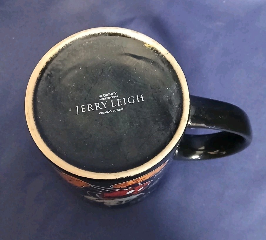Disney Mickey Mouse Coffee Mug Black