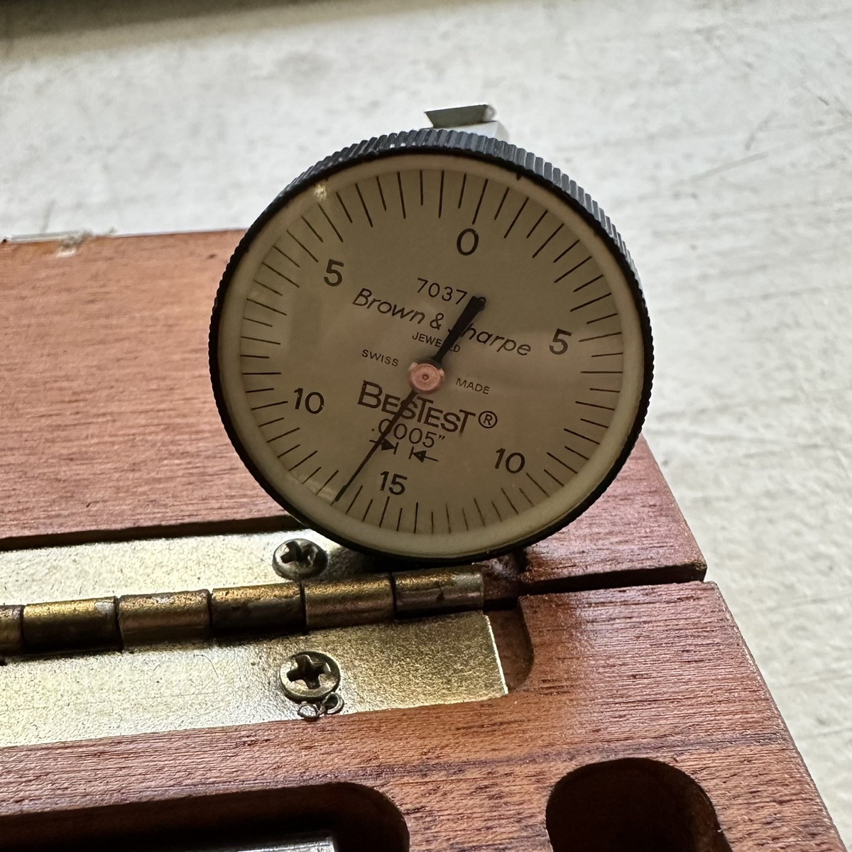 Brown & Sharpe BesTest Dial Test Indicator 7030-3 w/Box Swiss Made M (PAP008580)