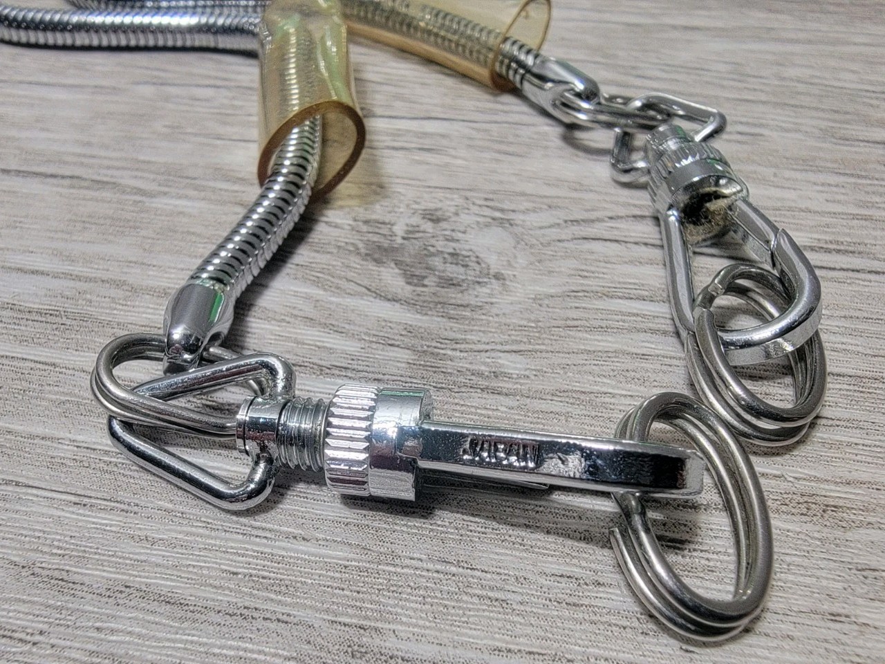VTG 35” SILVER TONE LOCKING SNAKE CHAIN CAMERA NECK STRAP W PACKAGING *NICE