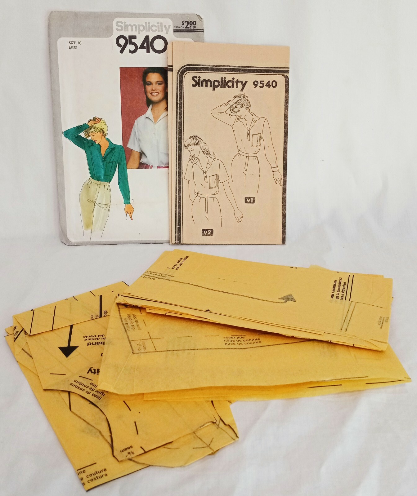 Misses Pullover Boxy Top Pattern 9540 Size 10 Simplicity Precut Complete 1980