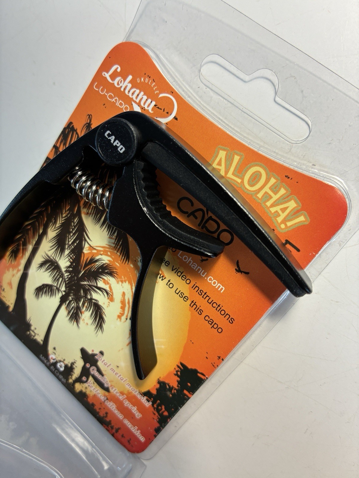 ukulele lohanu lu-capo